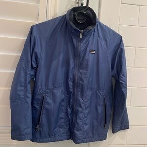 Patagonia kids/teen fleece lined windbreaker